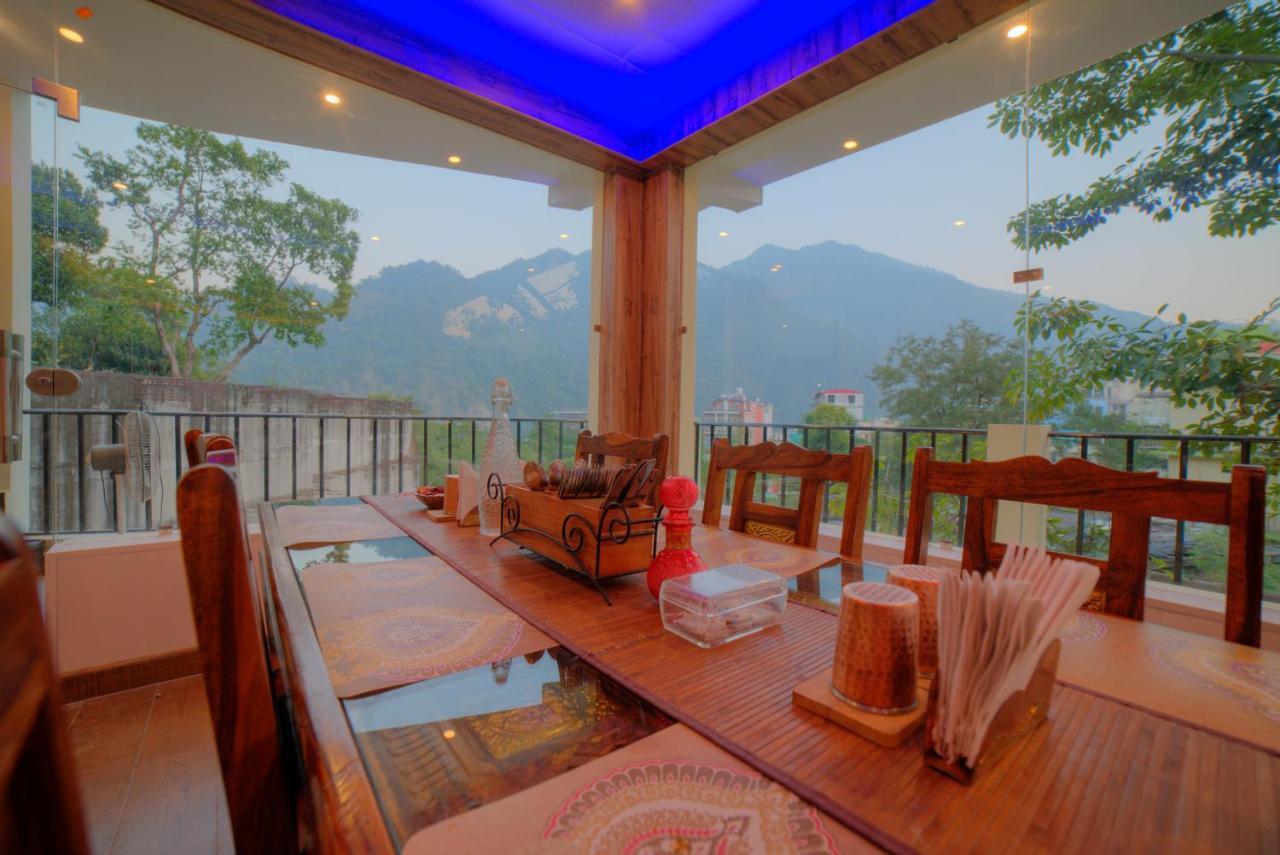 Yogved Hospitality & Resort Rishīkesh Exterior foto