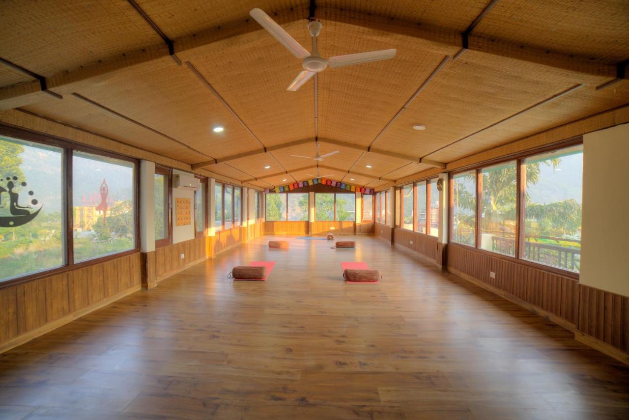 Yogved Hospitality & Resort Rishīkesh Exterior foto