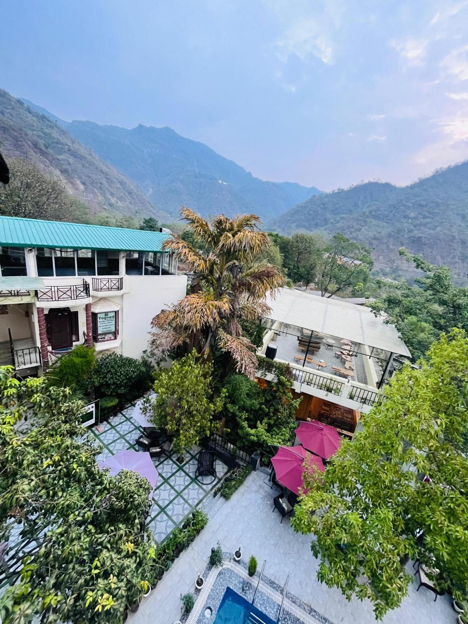 Yogved Hospitality & Resort Rishīkesh Exterior foto